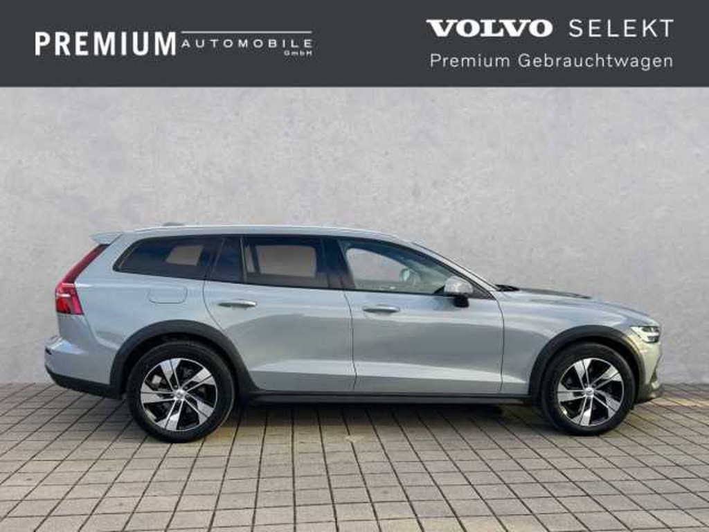 Volvo V60 Cross Country