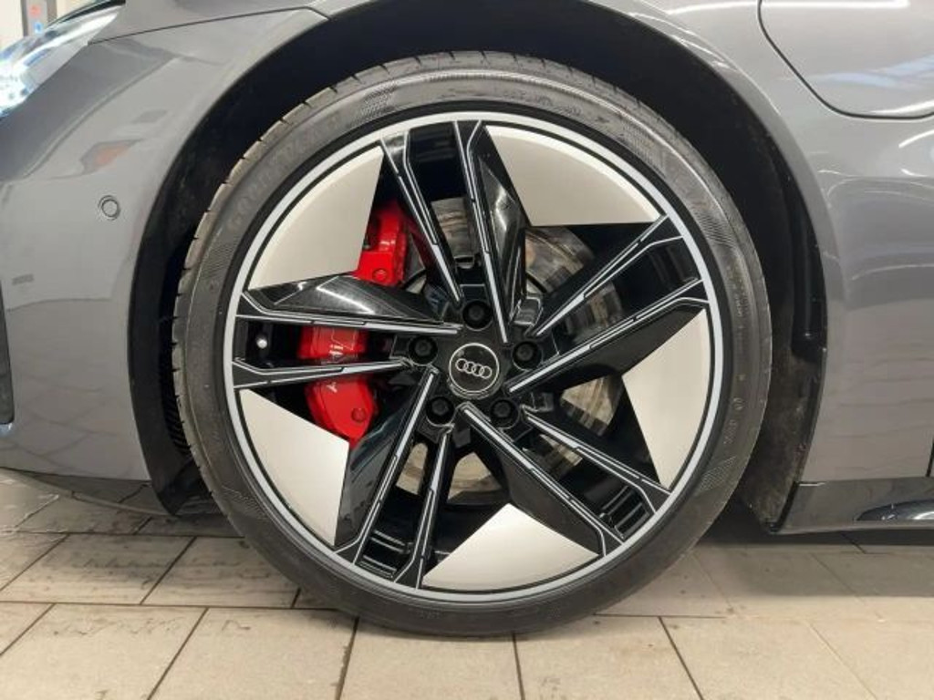 Audi RS e-tron GT