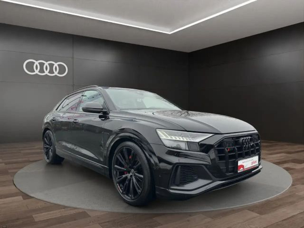 Audi SQ8