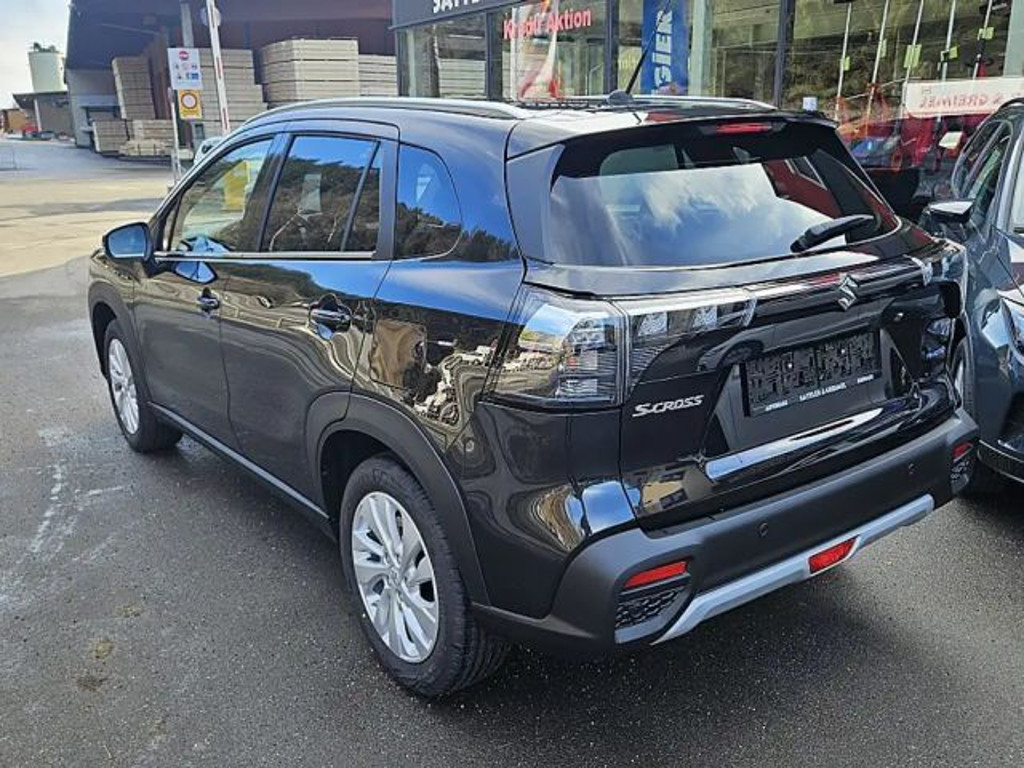 Suzuki S-Cross