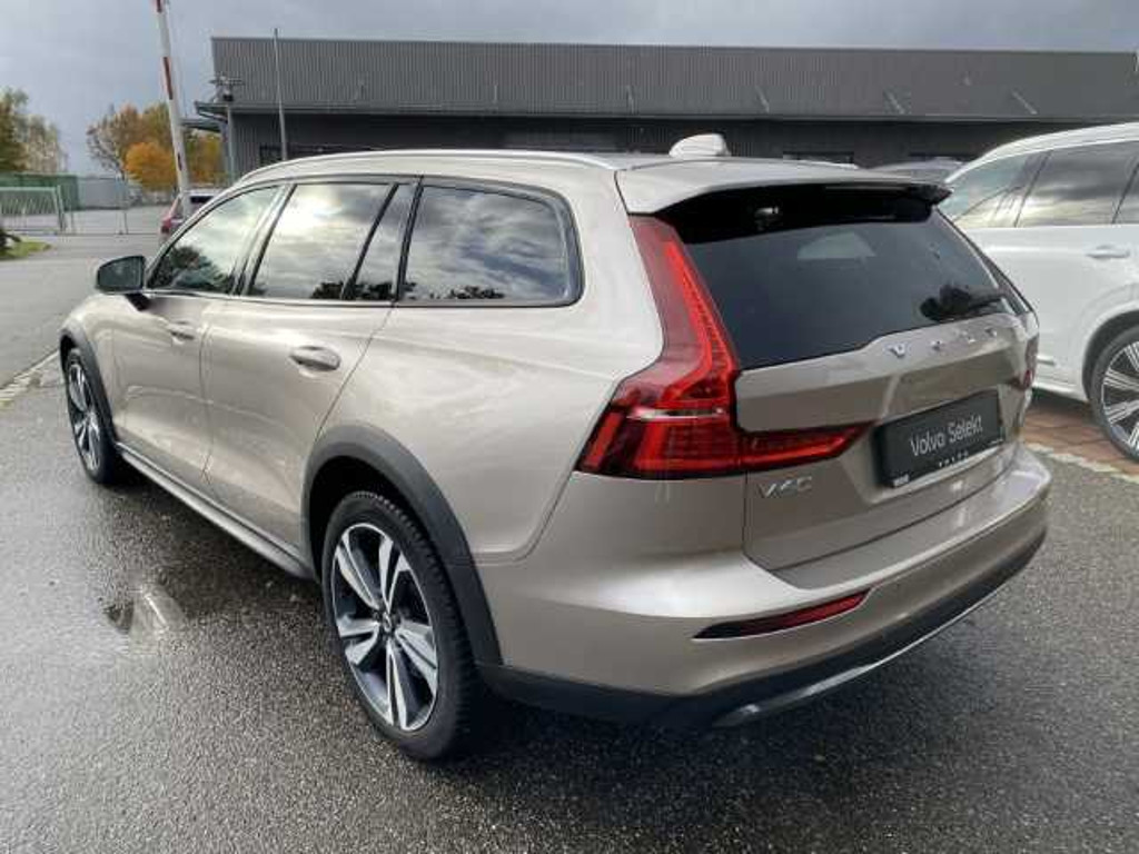 Volvo V60 Cross Country
