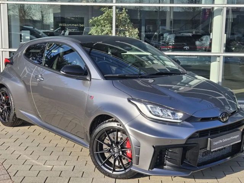 Toyota Yaris 2024 Benzine