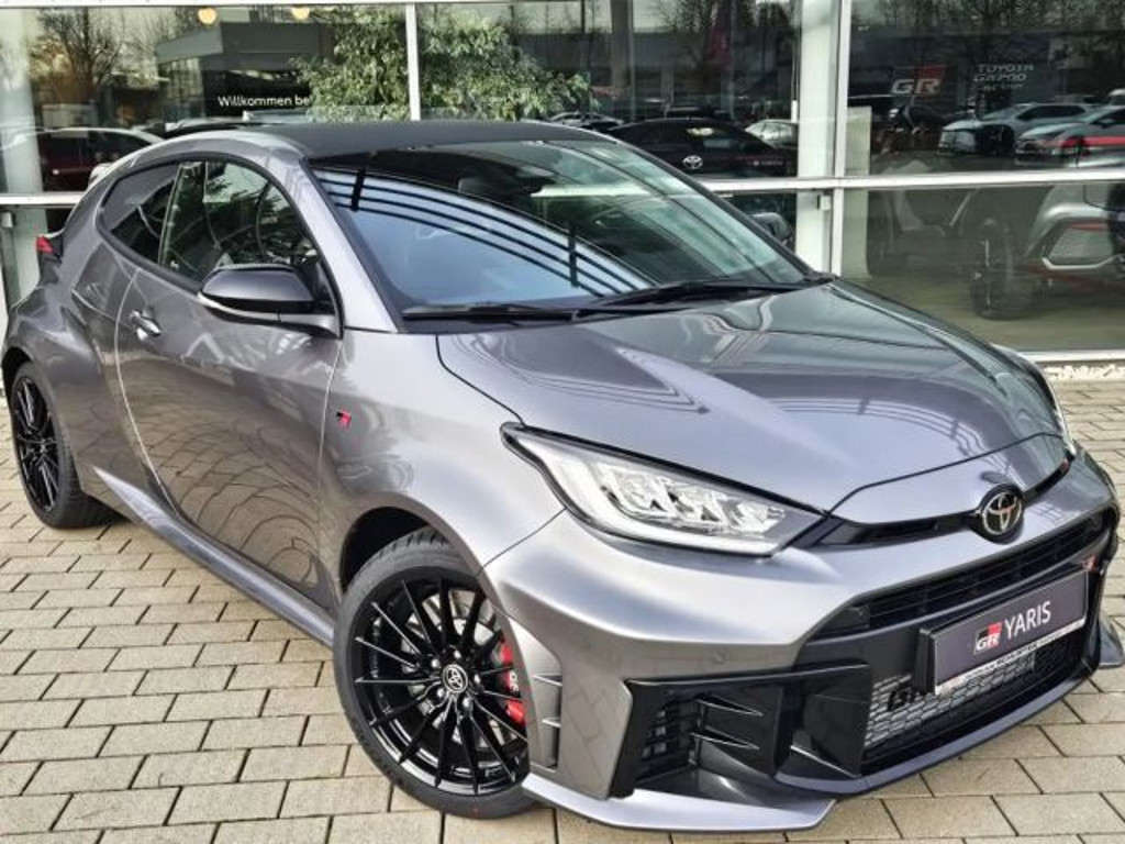 Toyota Yaris 2024 Benzine