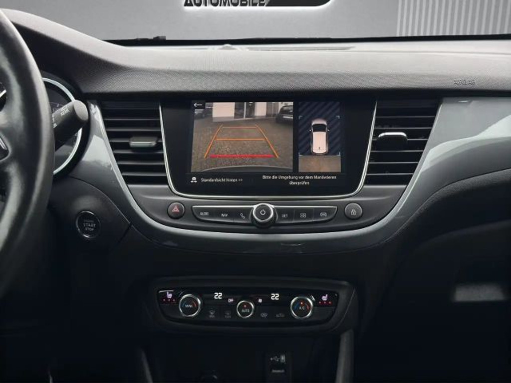 Opel Crossland X