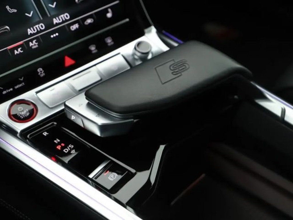 Audi SQ8 e-tron