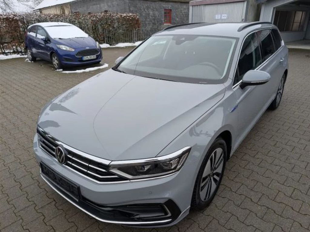 Volkswagen Passat 2022 Hybride Benzine
