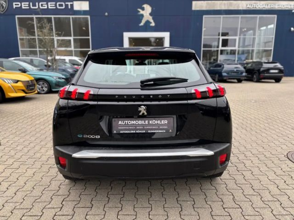 Peugeot e-2008