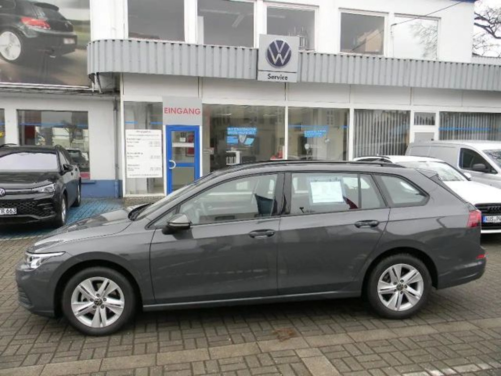 Volkswagen Golf 2023 Benzine