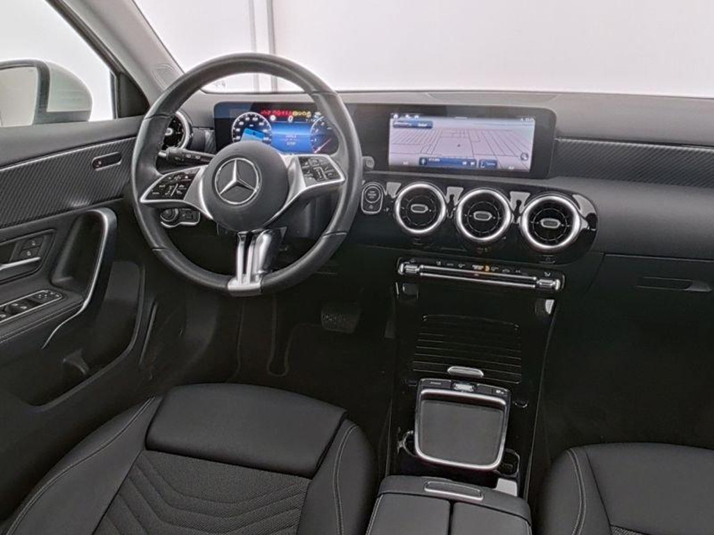 Mercedes-Benz A-Klasse 2024 Benzine