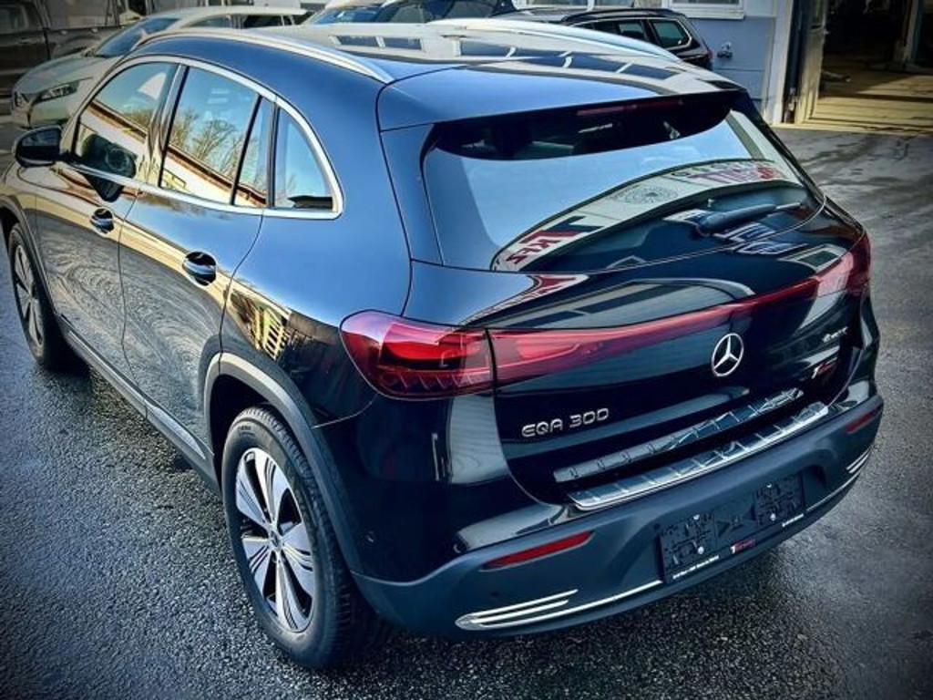 Mercedes-Benz EQA