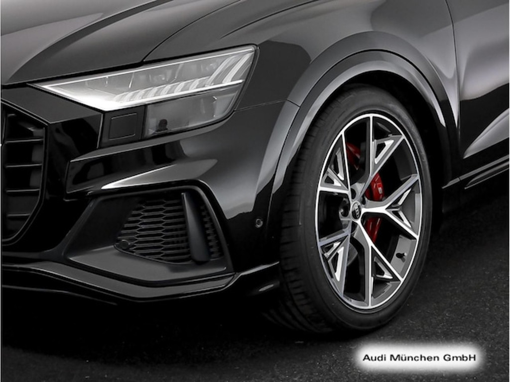 Audi SQ8