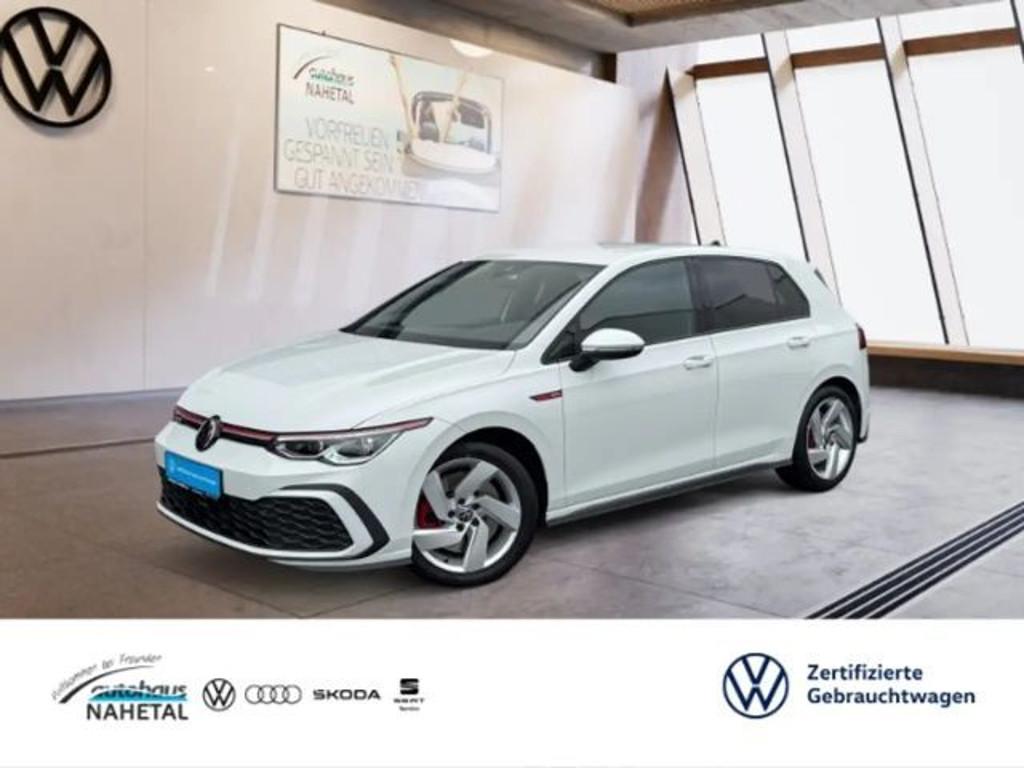 Volkswagen Golf 2022 Benzine