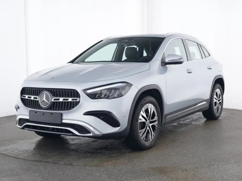 Mercedes-Benz GLA-Klasse 2024 Benzine