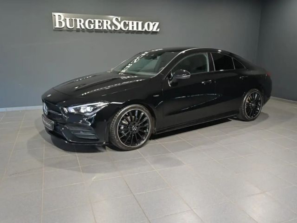 Mercedes-Benz CLA-Klasse 2022 Benzine