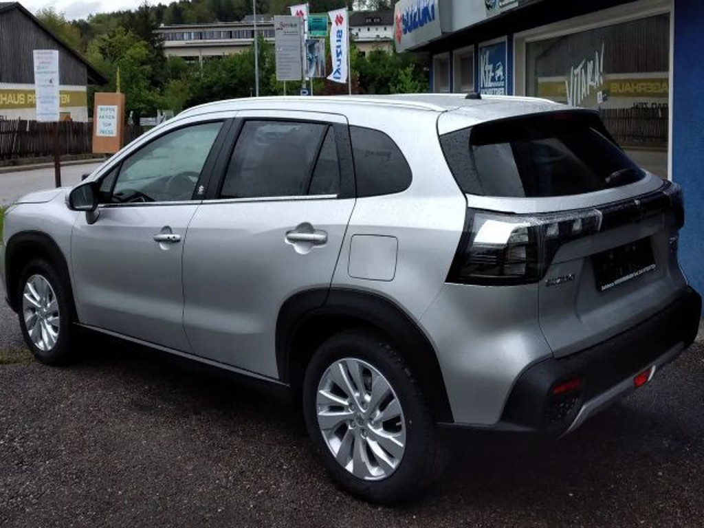 Suzuki S-Cross
