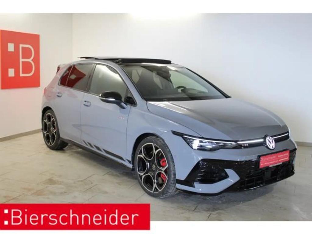 Volkswagen Golf 2025 Benzine
