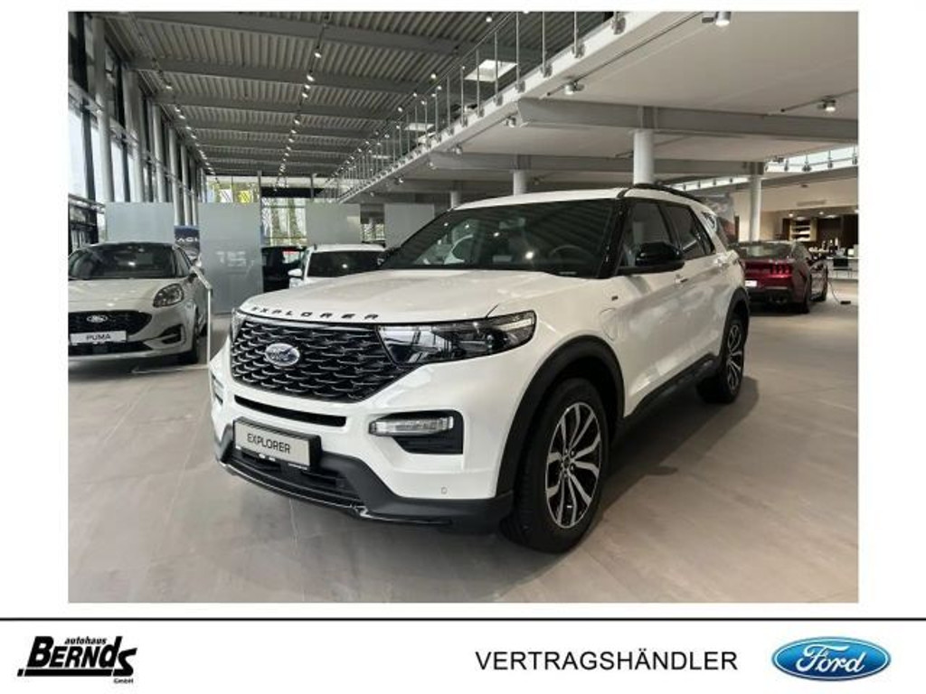 Ford Explorer 2025 Hybride Benzine
