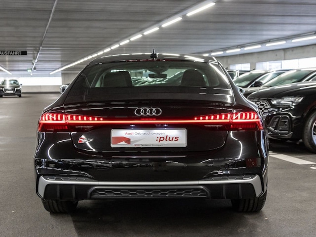 Audi S7