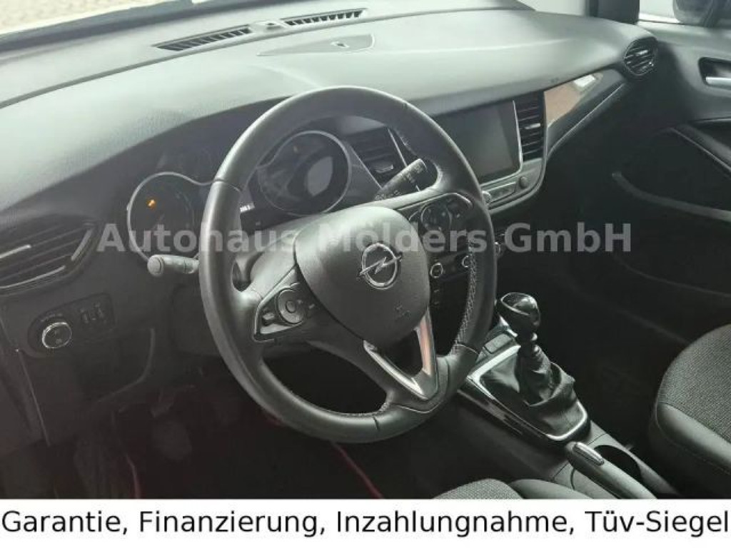Opel Crossland X