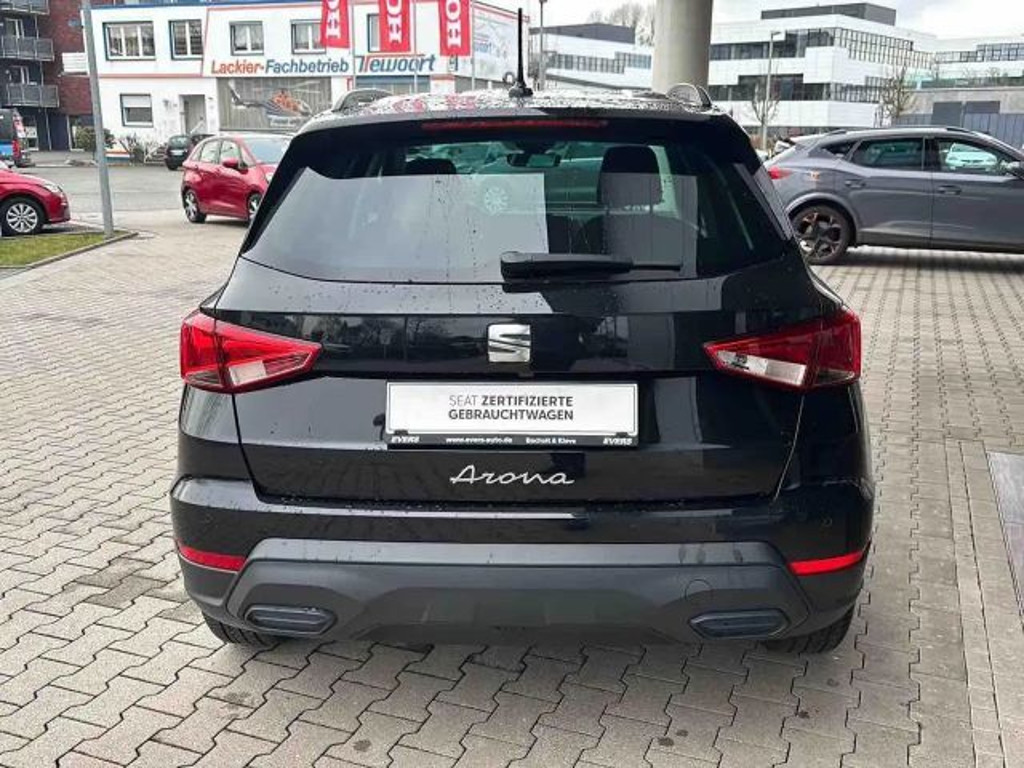 Seat Arona