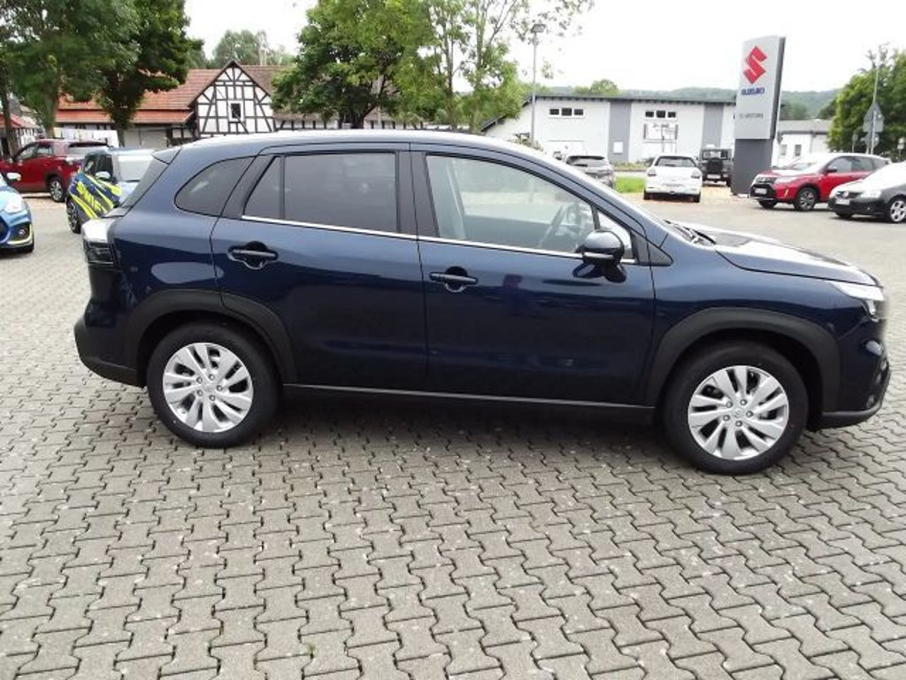Suzuki S-Cross
