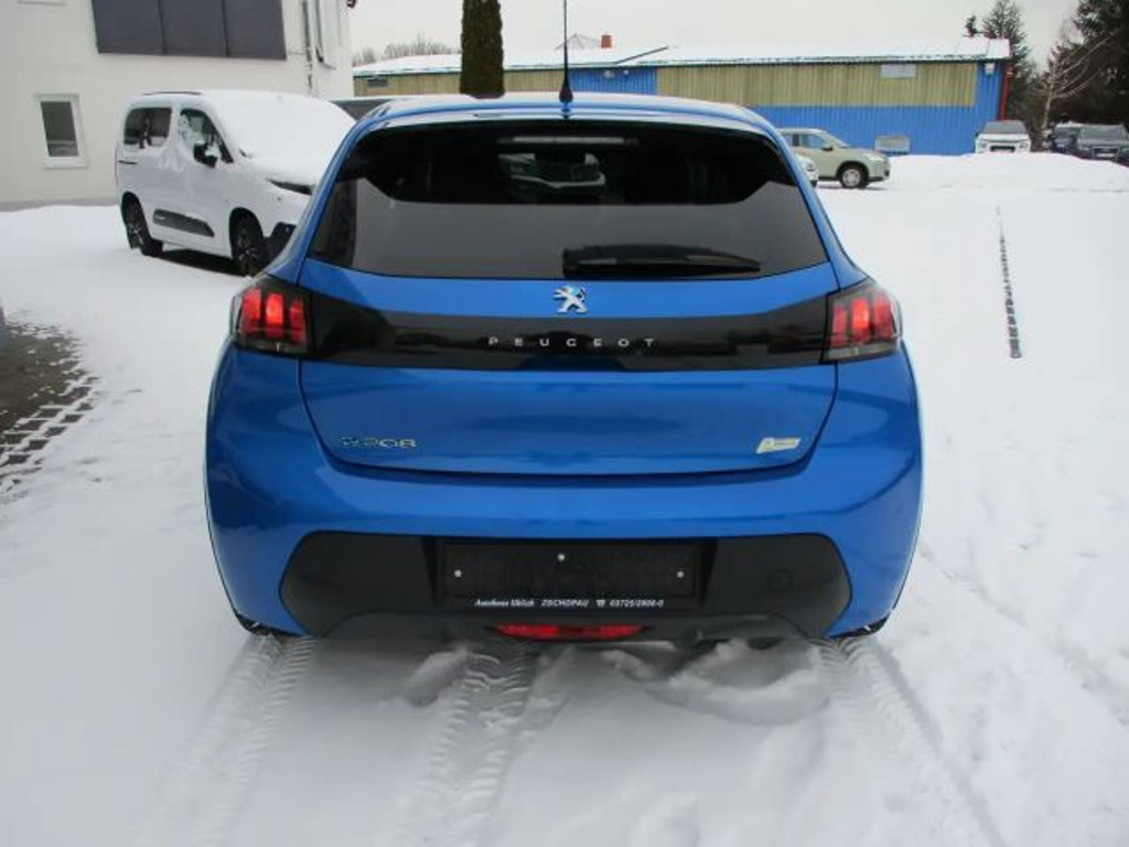 Peugeot e-208