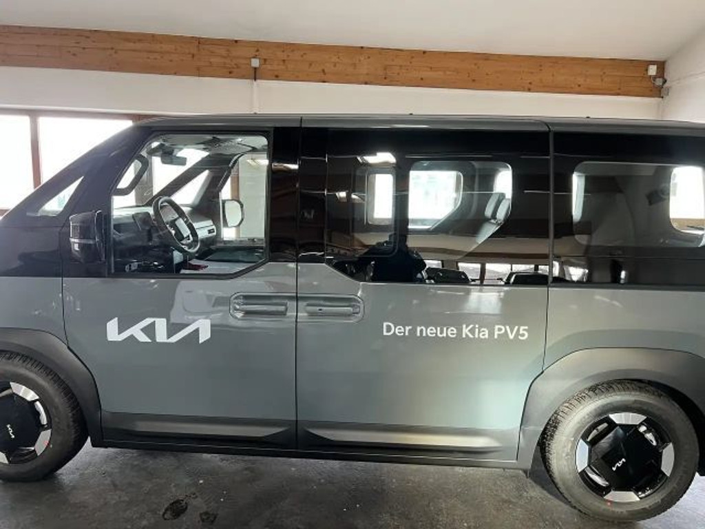 Kia PV5 Passenger