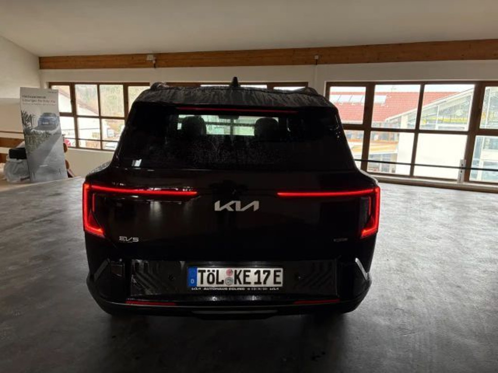 Kia EV5