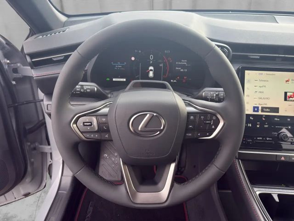 Lexus LBX