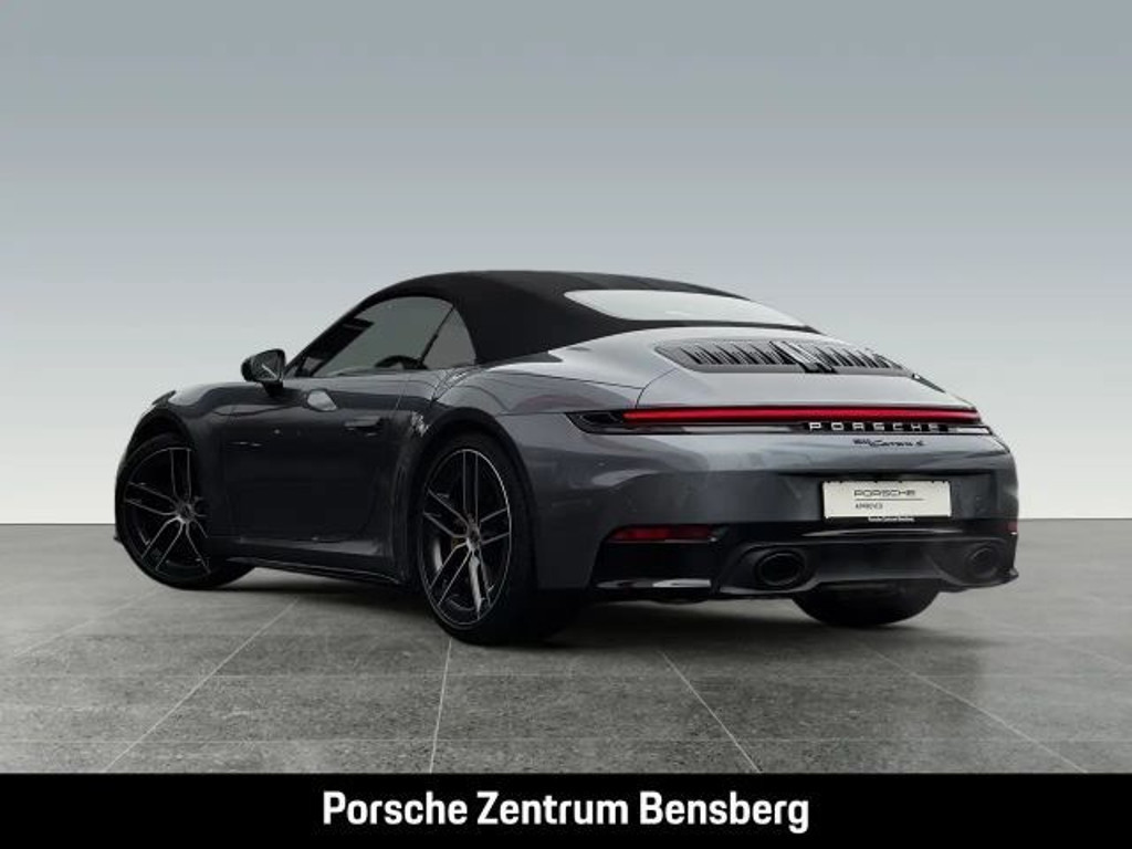Porsche 992