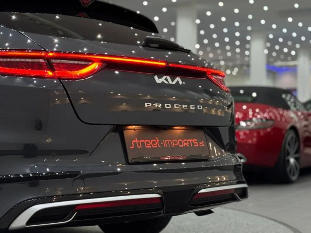 Kia ProCeed