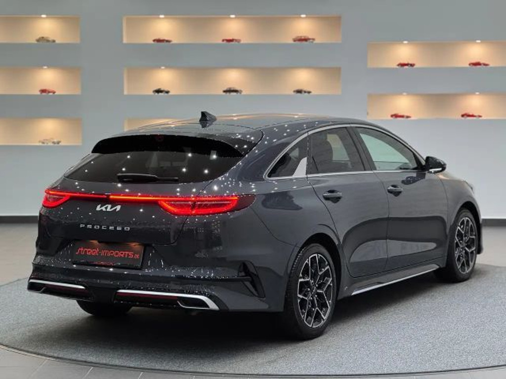 Kia ProCeed