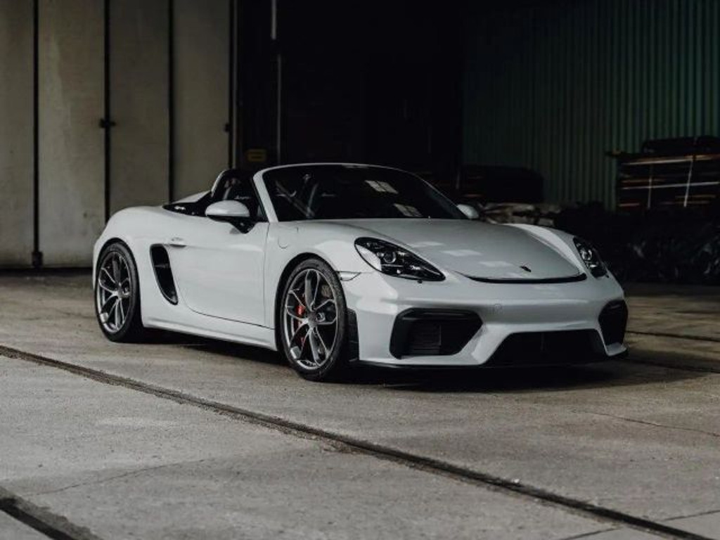 Porsche Cayman 2021 Benzine