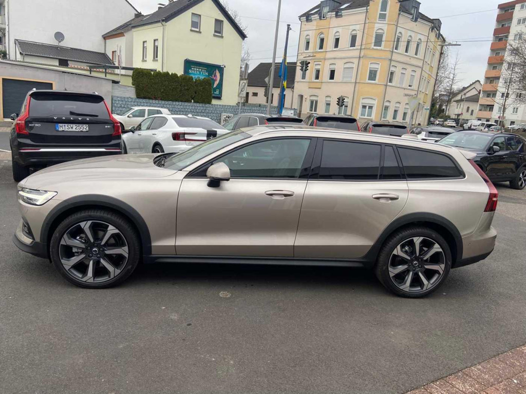 Volvo V60 Cross Country