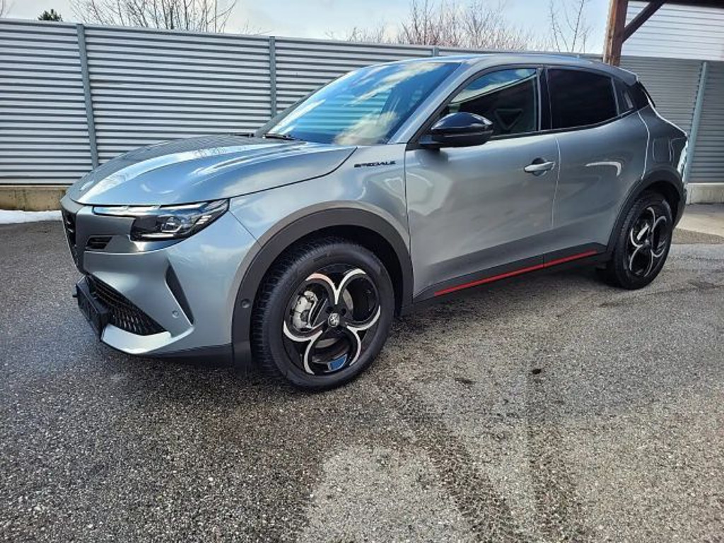 Alfa Romeo Junior 2025 Hybride Benzine