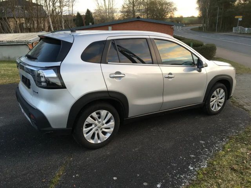 Suzuki S-Cross