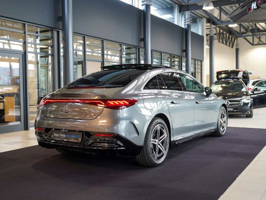Mercedes-Benz EQE
