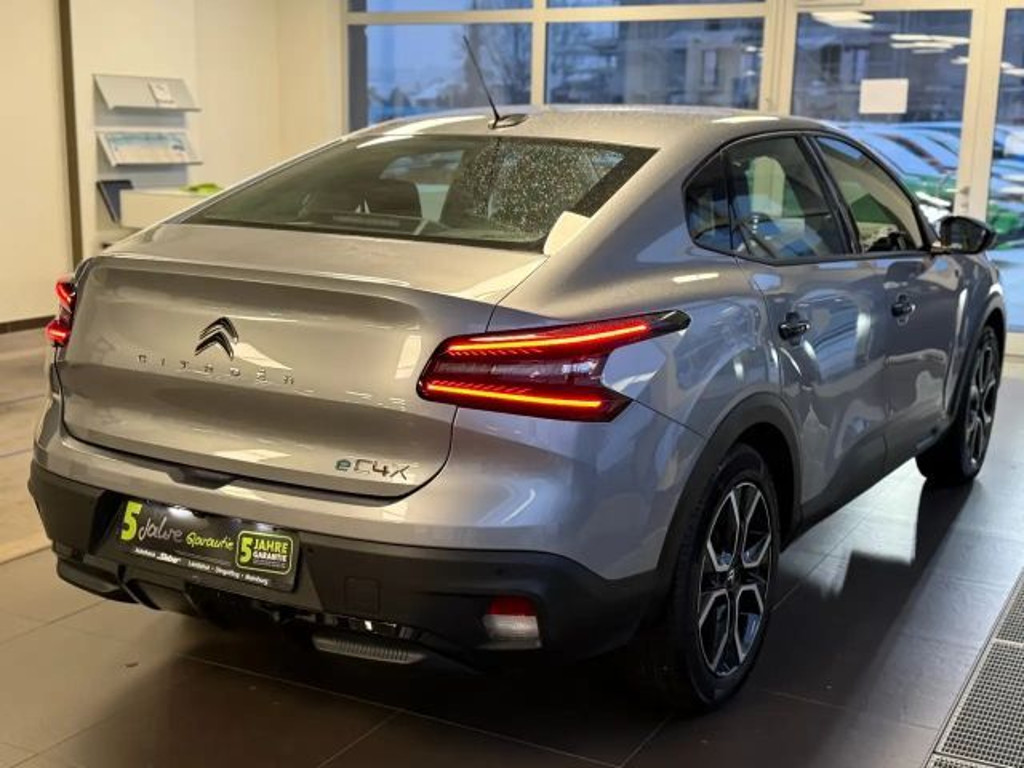 Citroën Ë-C4 X
