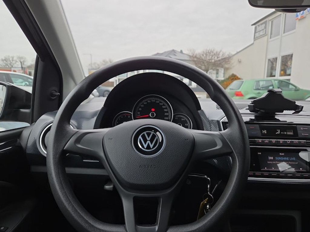 Volkswagen up!