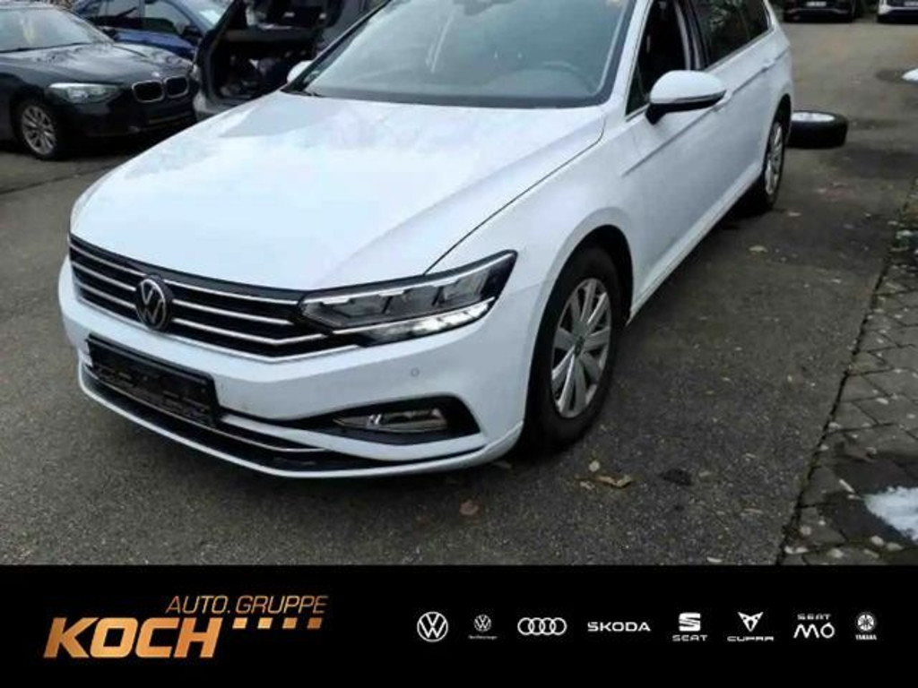 Volkswagen Passat 2023 Benzine