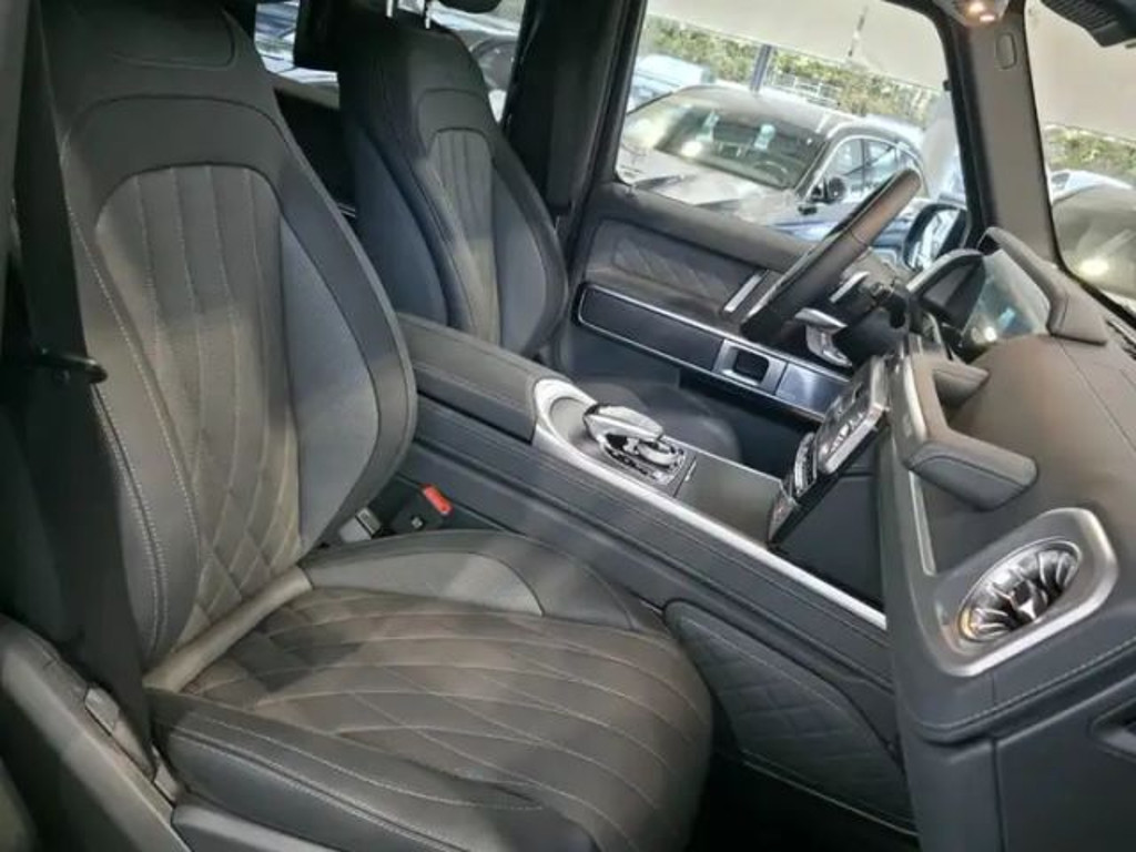 Mercedes-Benz G-Klasse