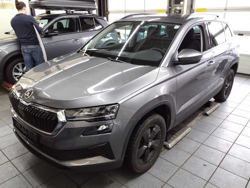 Skoda Karoq 2023 Benzine