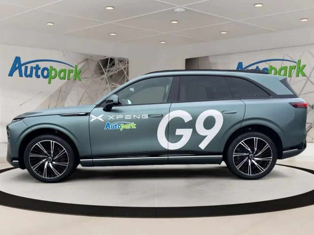 Xpeng G9