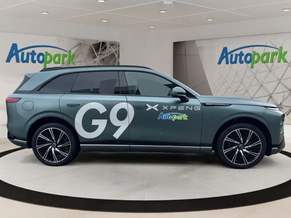 Xpeng G9