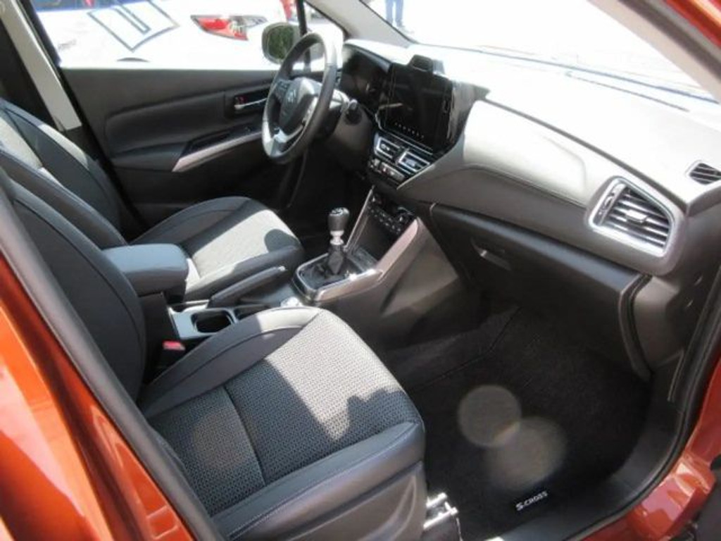 Suzuki S-Cross