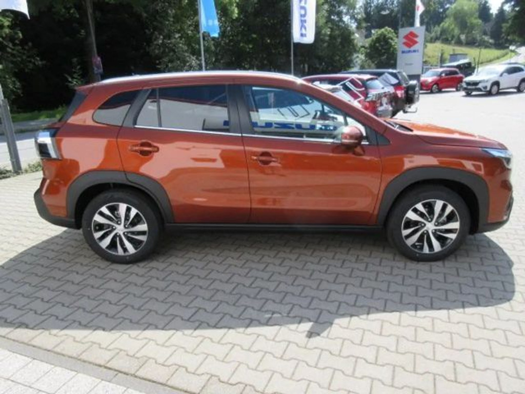 Suzuki S-Cross