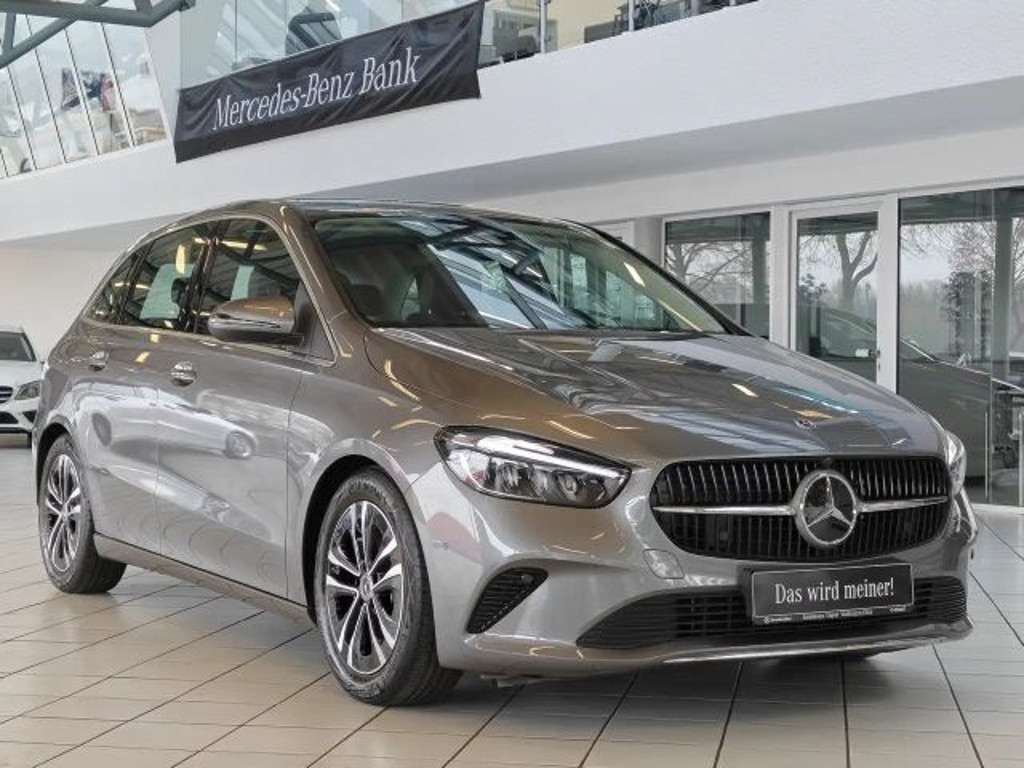 Mercedes-Benz B-Klasse 2024 Benzine