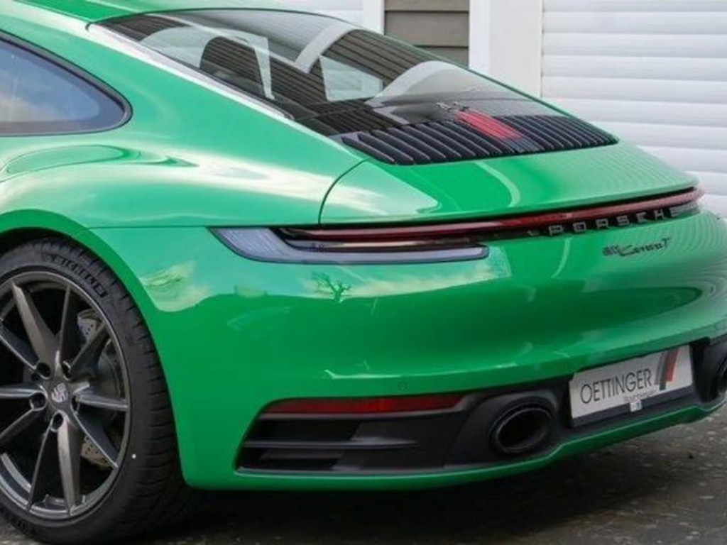 Porsche 992