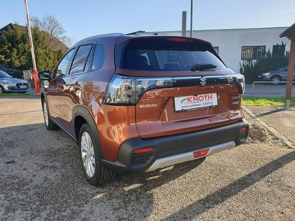 Suzuki S-Cross