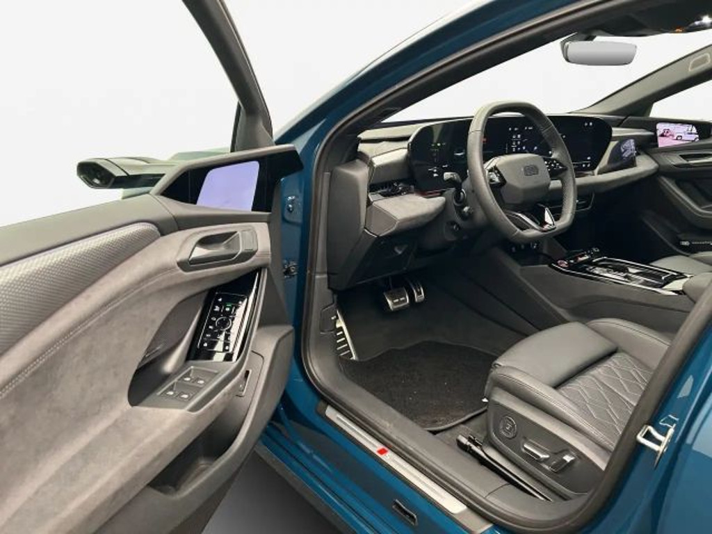 Audi S6 e-tron